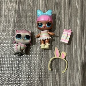 LOL DOLL LOT (D)